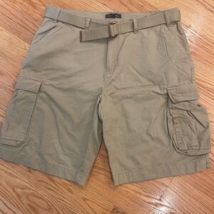 Men’s Tommy Hilfiger Shorts a-Size 40